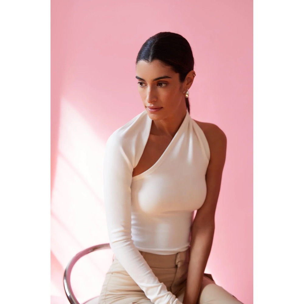 Asymmetrical One-Shoulder White Top - Picture 2 of 8